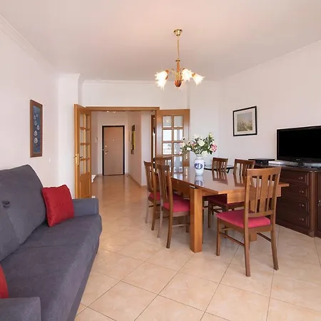Apartment Iii *