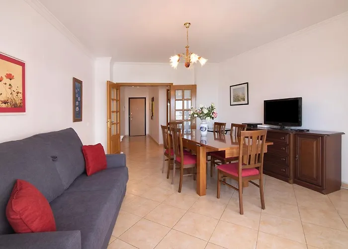 Apartment Iii *